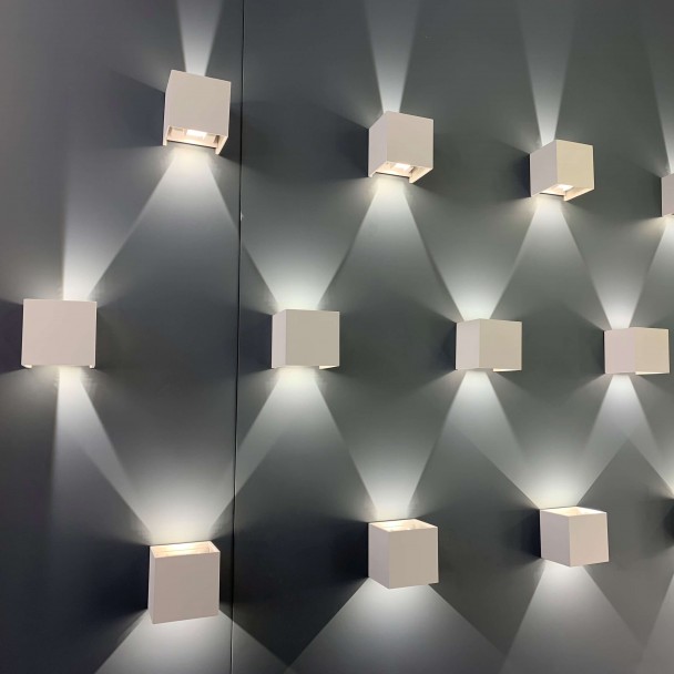 white cube vale moderno e chic - Cubic blanc