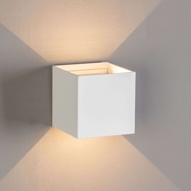 basso prezzo bianco si lampada a muro - Cubic blanc