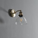 Lampada da parete in metallo e vetro
