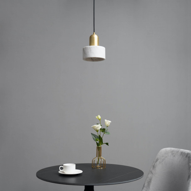 Lampada a sospensione moderna molto decorativa