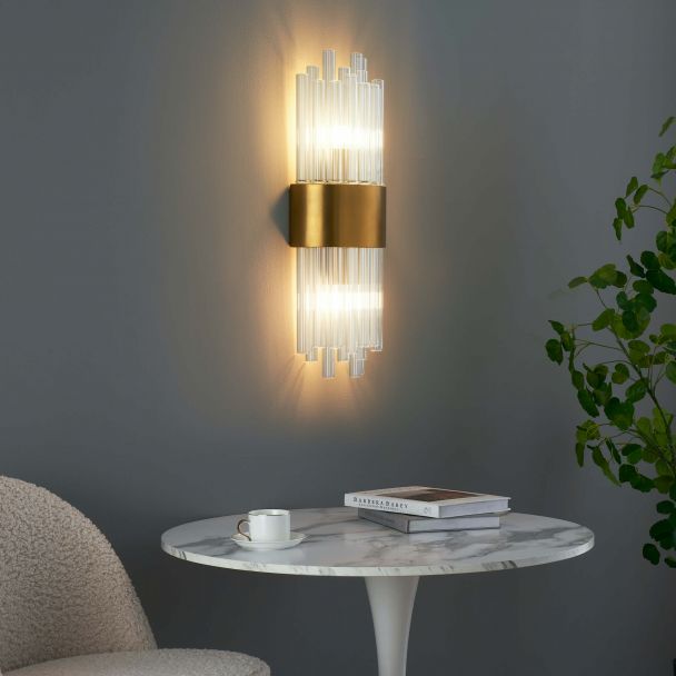 Lampada da parete moderna