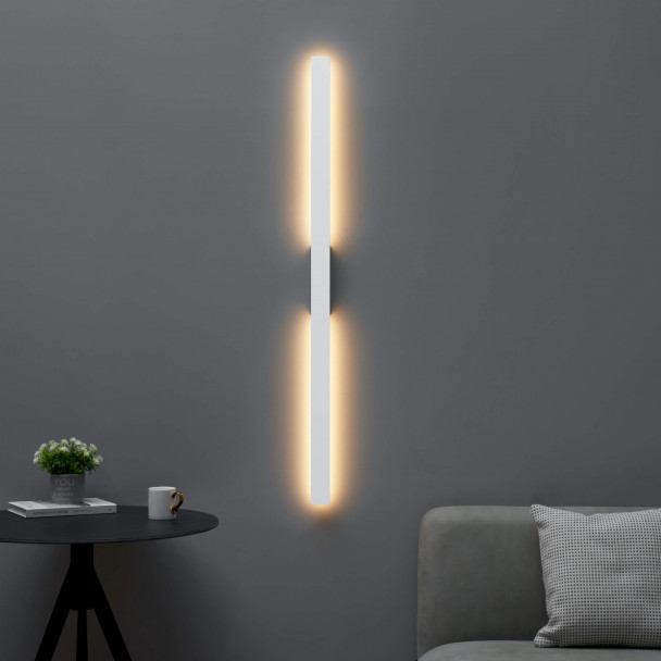 Plafoniera minimalista a LED bianchi