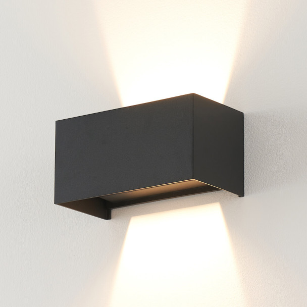 Applique con giochi di luce - Cubic