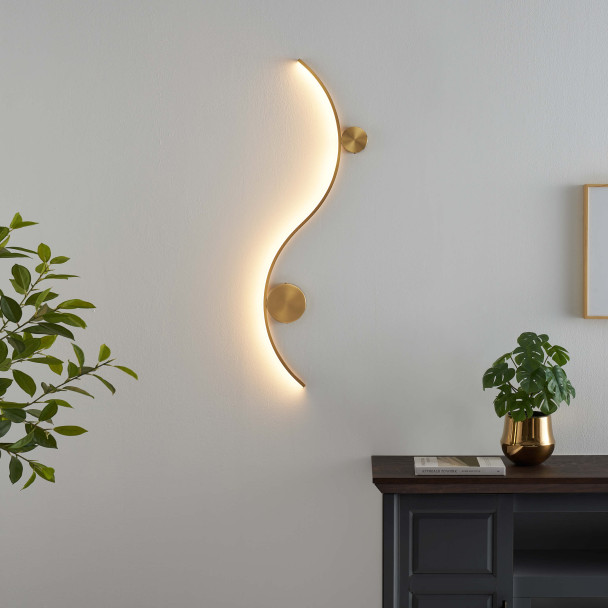 Applique con finitura in ottone lucido - Curva