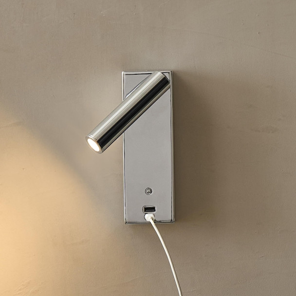 Applique LED da lettura cromata con porta USB e...
