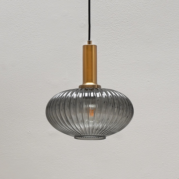 Piccola sospensione di design in vetro grigio...