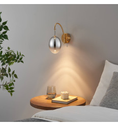 Applique dorata LED ad arco con globo ovale sospeso - Nuvéo