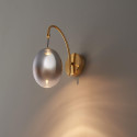 Applique dorata LED ad arco con globo ovale sospeso - Nuvéo