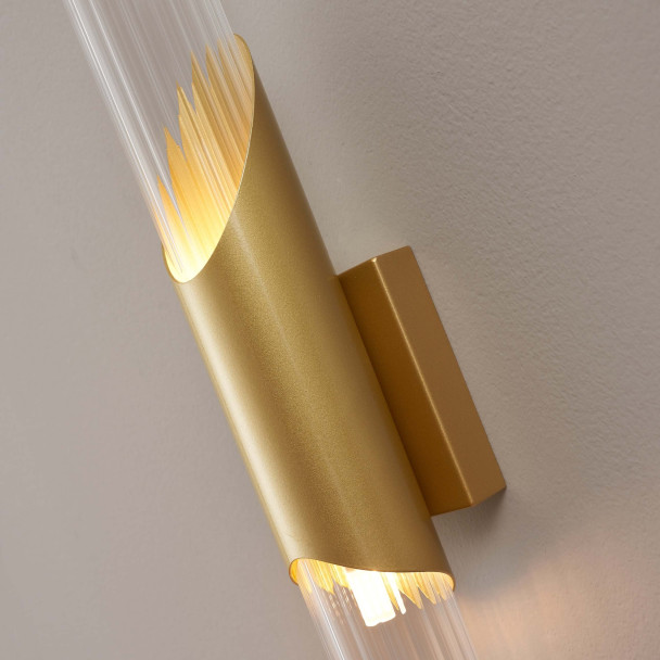 Applique lunga contemporanea in oro chiaro con...