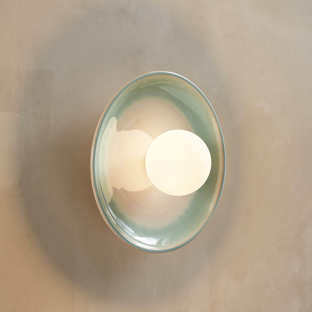 Applique in ceramica bianca e verde acqua con...