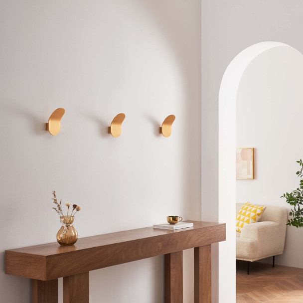Piccola applique in oro spazzolato con...