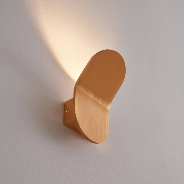 Piccola applique in oro spazzolato con...