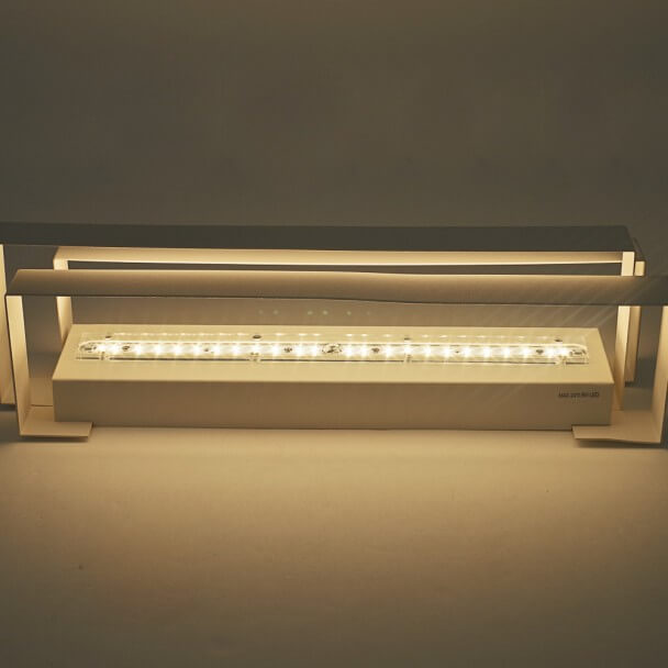 lampada a muro bianca LED integrata - Scala